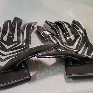Black and White Men's Gloves